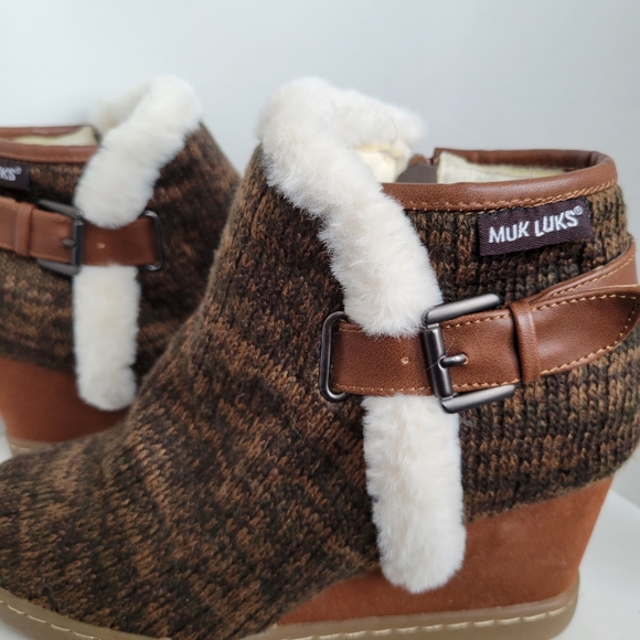MUK LUKS Womens Marie Wedge Heel Boots